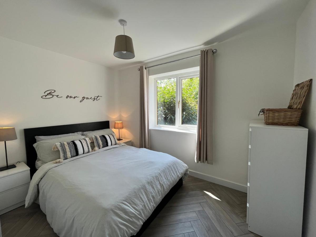 Contemporary 1 Bedroom Apartment Normanton  Zewnętrze zdjęcie